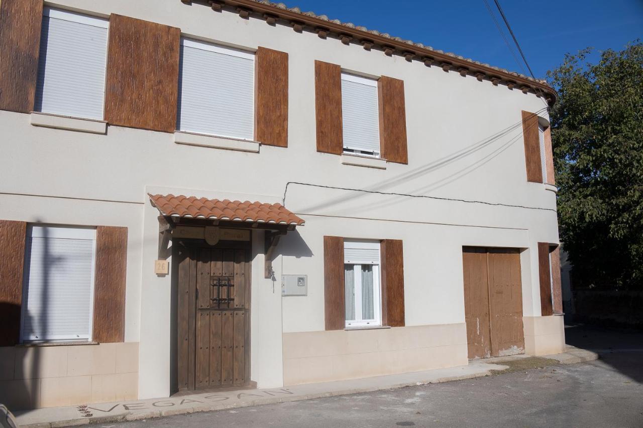 Casa Rural Vegasan Santa Colomba de la Vega Екстериор снимка